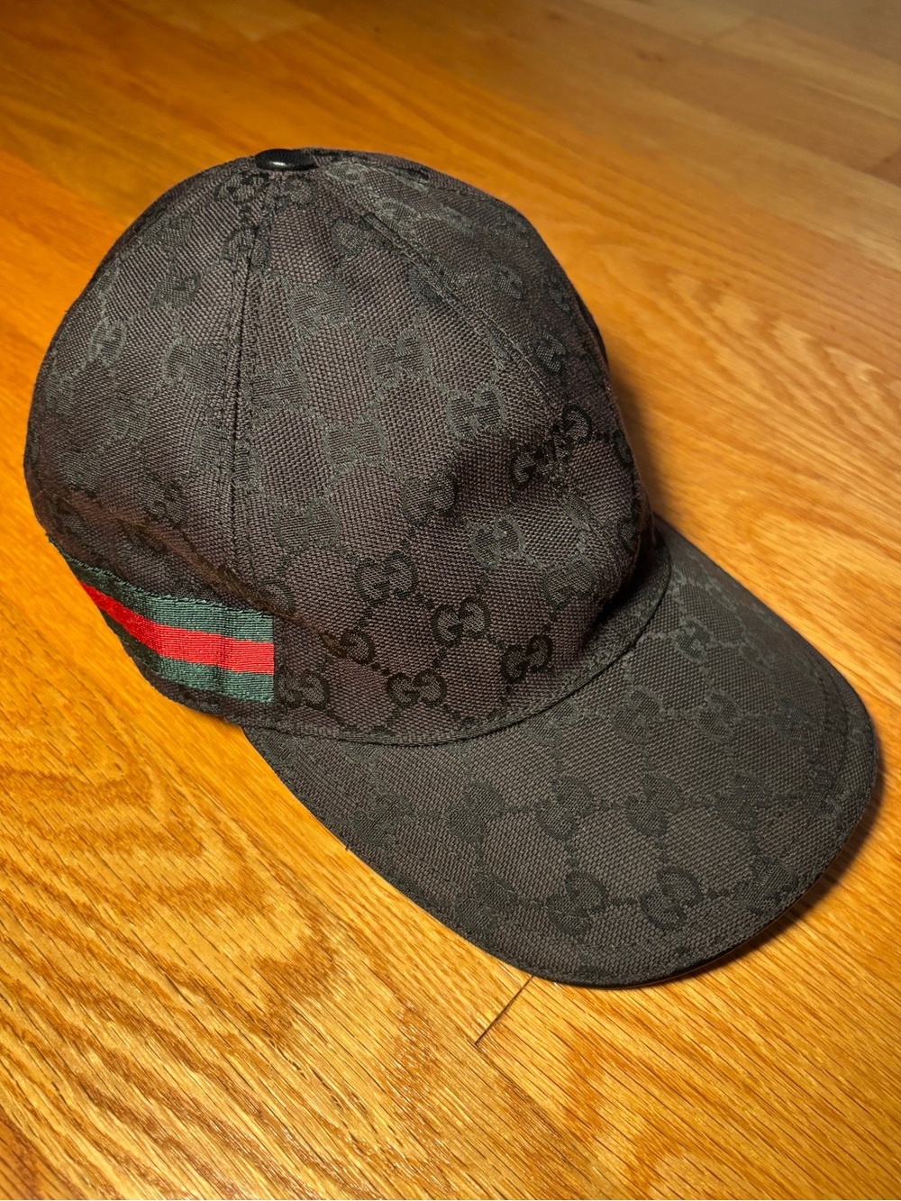 Gucci GG Supreme Black Logo Stripe Baseball Cap